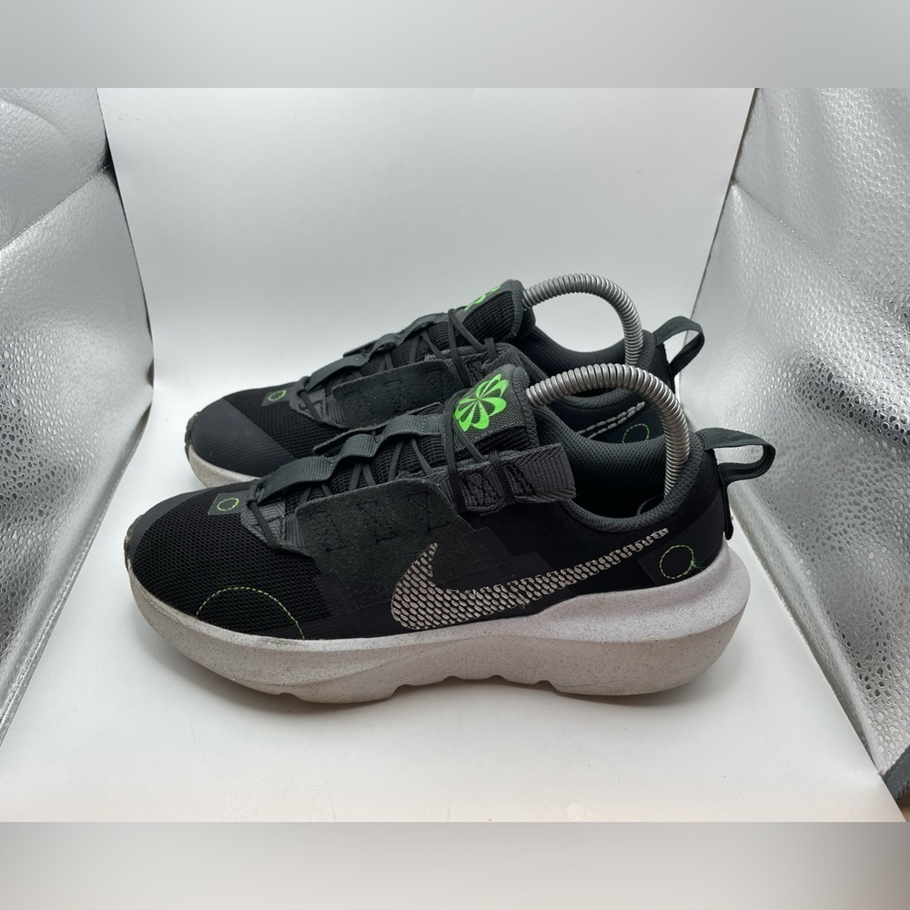 Nike Crater Impact running sneakers 6Y/ womens 7.5